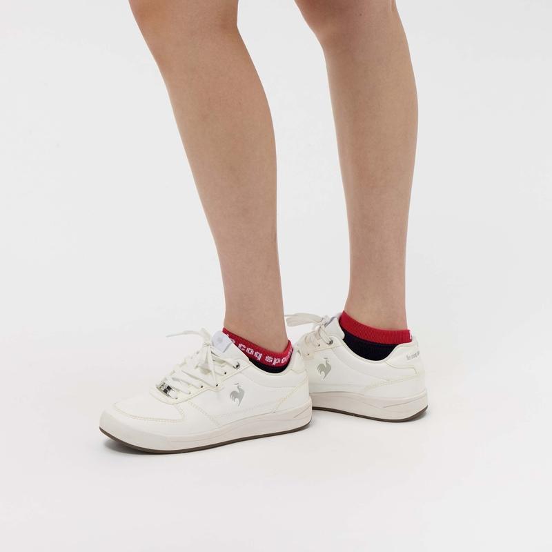 LADIES` PILE ANKLE-LENGTH SOCKS