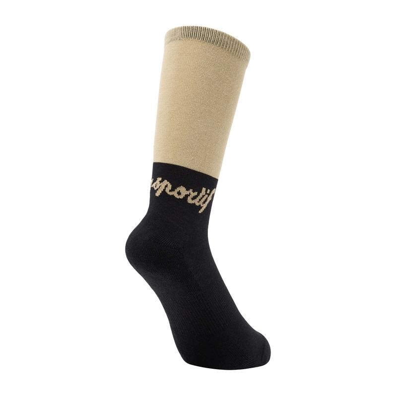 MEN`S REGULAR LENGTH COLORED SOCKS