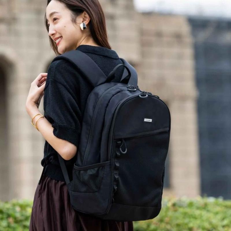 UNISEX BACKPACK